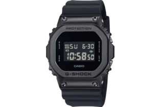 Часы Casio GM-5600UB-1D кварцевые